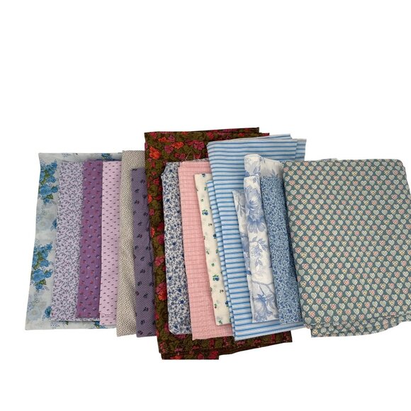 Assorted Floral & Striped Cotton Fabric Bundle 7.15 lbs - Picture 1 of 6